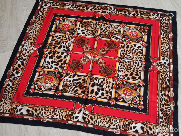 Красный платок Hermes ручной край 4 цв