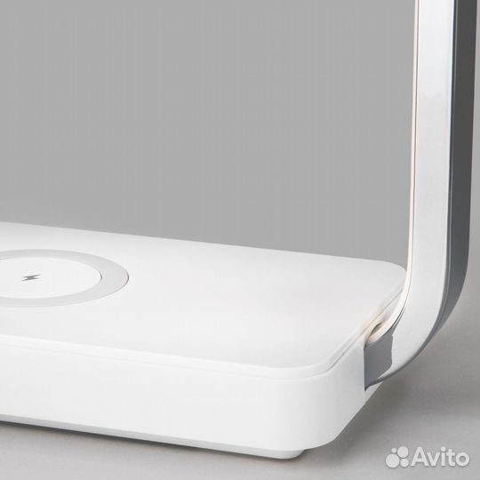 Светодиодный настольный светильник Eurosvet Frame