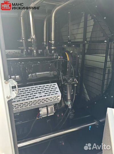 Дизельный генератор 460кВт в кожухе