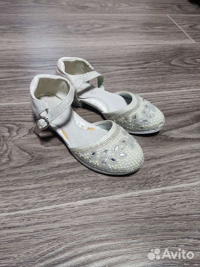 Туфли для девочки