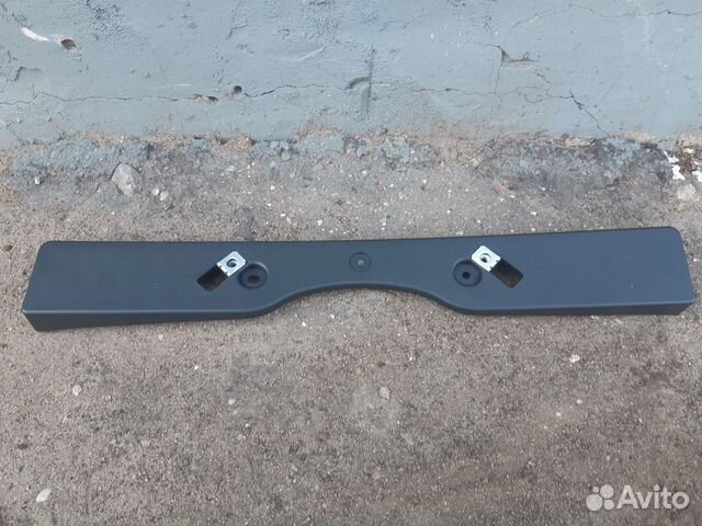 Подиум номера лансер 10. Подиум номерного знака киа сид jd. Chevrolet lacetti накладка под номер 96419891. Подиум на бампер. Крепление номерного знака тойота королла 150.