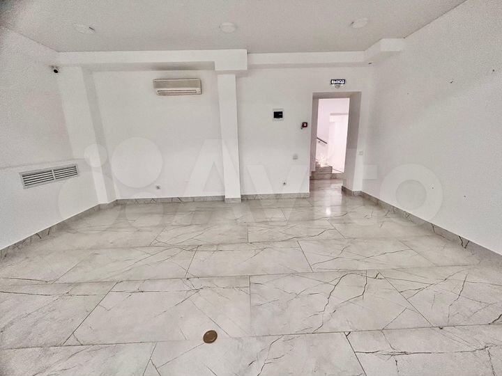 Сдам 290м с ремонтом, 46 кВт в центре