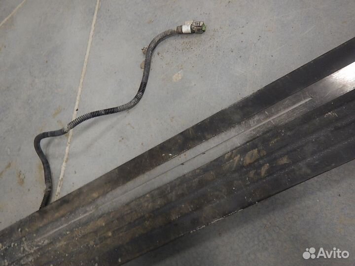 Б/У Подножка левая, exeed (Эксид) -VX (21)