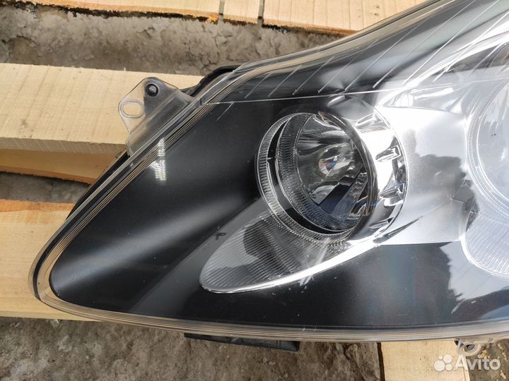 Фара левая Черная на Опель Corsa D Дорестайлинг