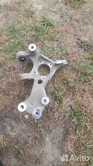 Поворотный кулак задний левый чери тиго