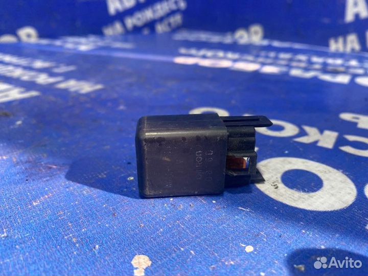 Реле Mitsubishi Pajero 2 внедорожник 4M40 1998