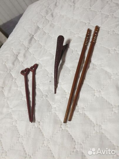 Заколки для волос