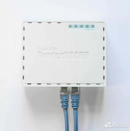 Маршрутизатор mikrotik RB750Gr3