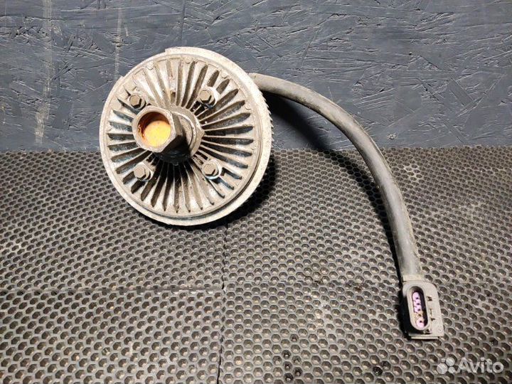 Мотор вентилятора охлаждения Land Rover Discovery