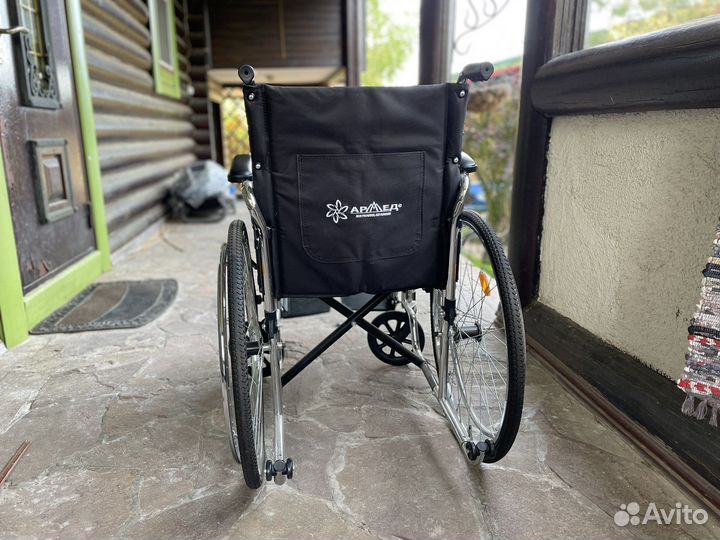 Инвалидная коляска