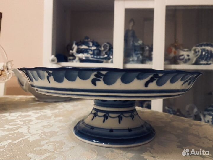 Тарелка для фруктов гжель