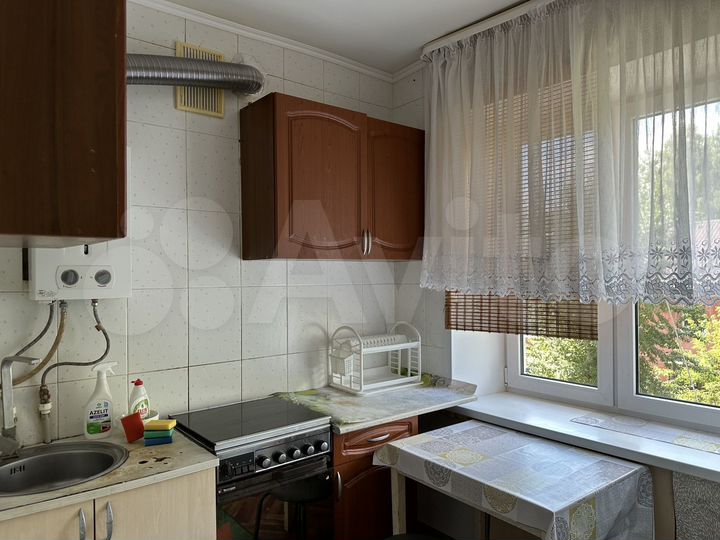 2-к. квартира, 42 м², 4/4 эт.
