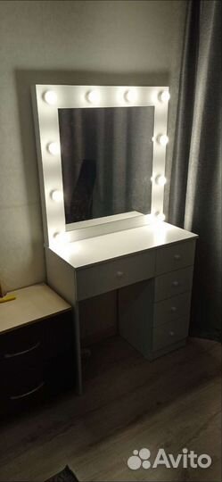 Ростовое зеркало с подсветкой