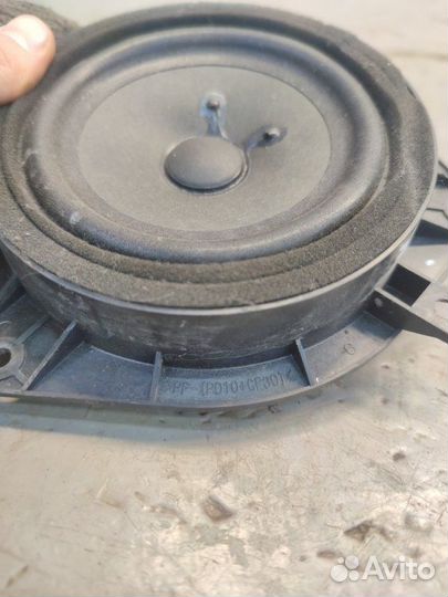 Динамик двери передний правый Kia Rio 3 1.4 2016