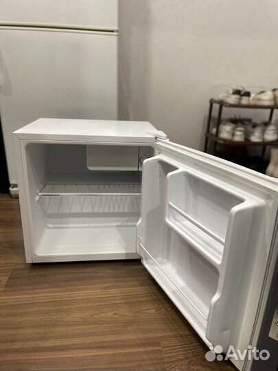 Минихолодильник для напитков