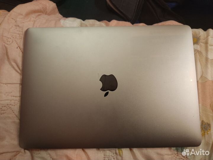 Macbook pro 13 2017 256gb