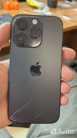Замена заднего стекла на iPhone