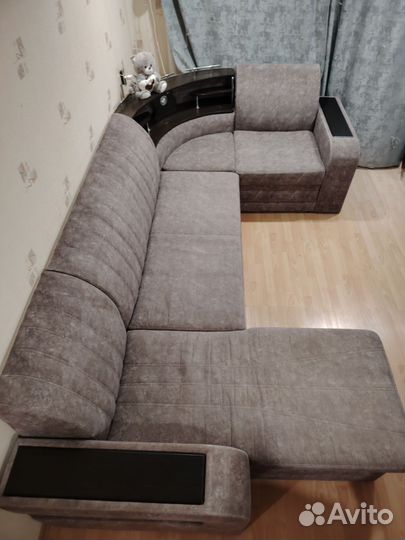 Угловой диван бу