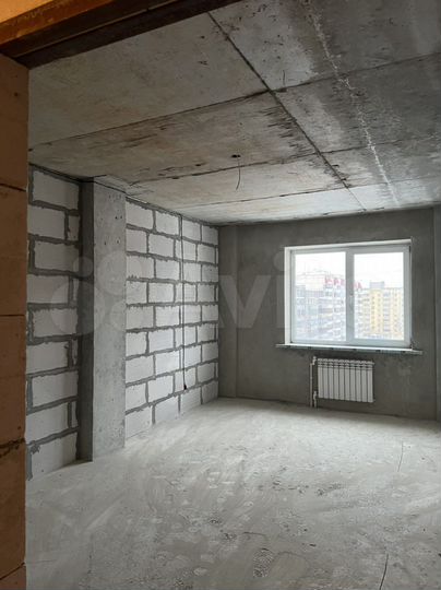 2-к. квартира, 83 м², 9/10 эт.