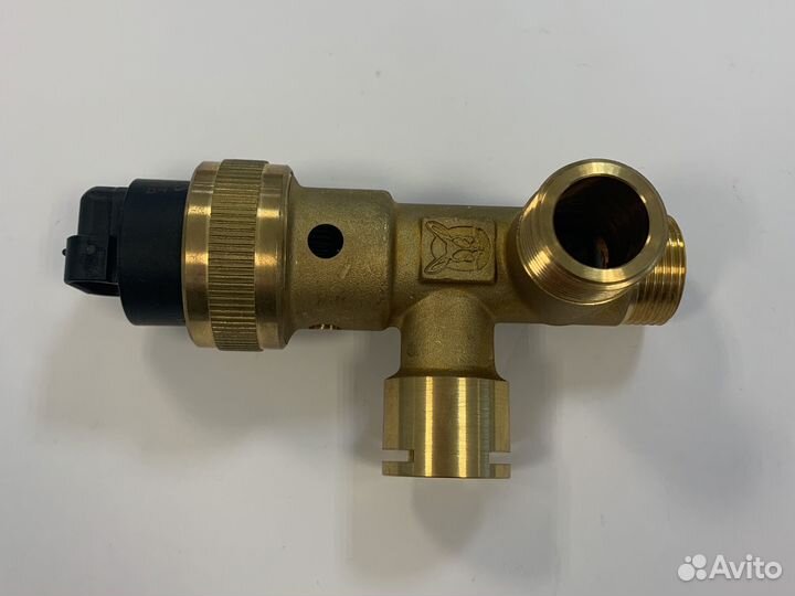 Вентиль 3-х ходовой в сборе для Vaillant 252457