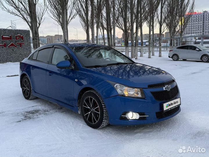 Chevrolet Cruze 1.6 МТ, 2011, 235 000 км