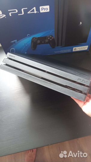 Sony PS4 pro 1tb