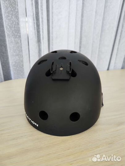 Шлем для трюкового самоката (reaction)