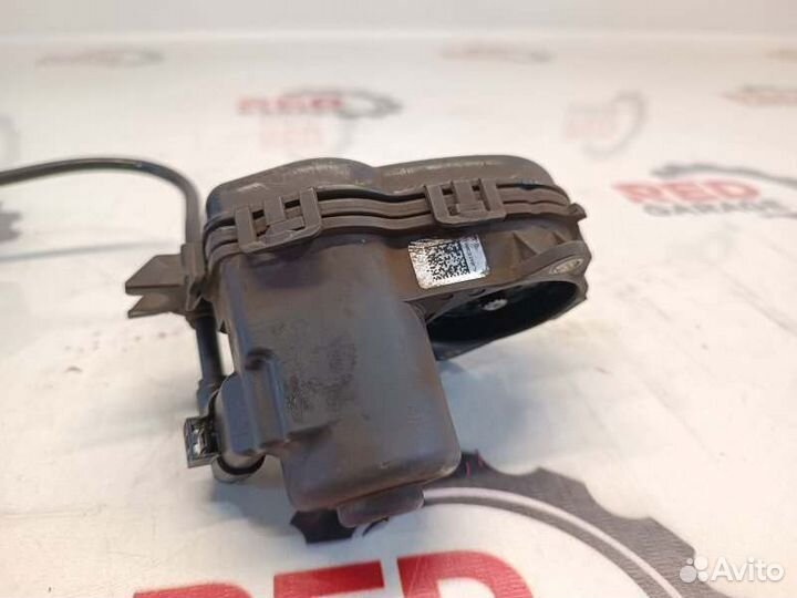 Механизм стояночного тормоза задний левый