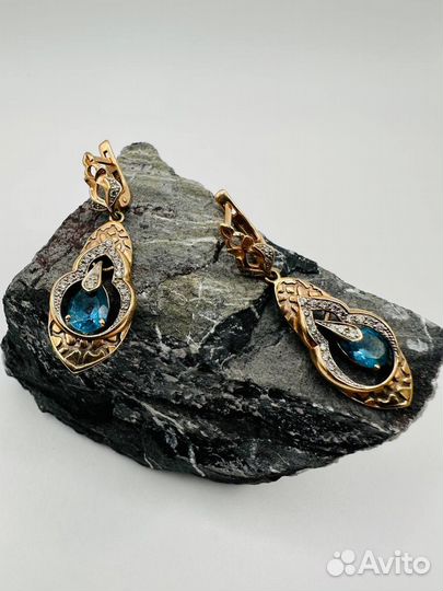 Золотые серьги