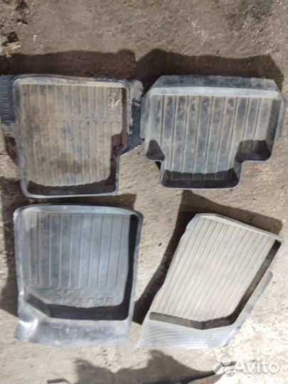 Комплект ковриков Peugeot 206