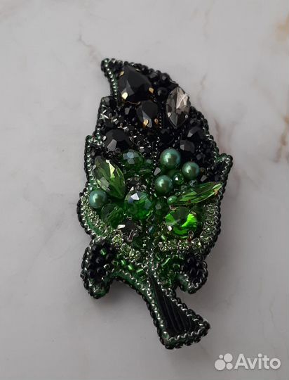 Брошь из бисера 