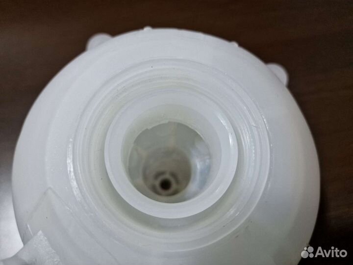 Расширительный бачок VW Passat B3, Golf 3, Polo