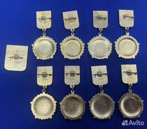 Наборы спортивных значков