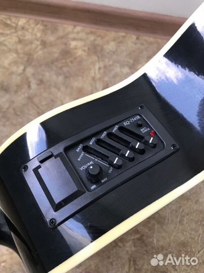 Электроакустическая гитара Elitaro E4040EQ