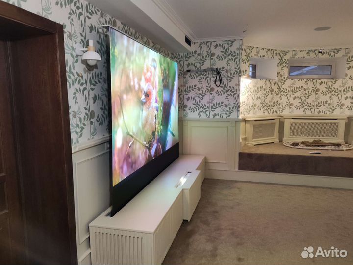 Тумба для экрана Vividstorm и проектора