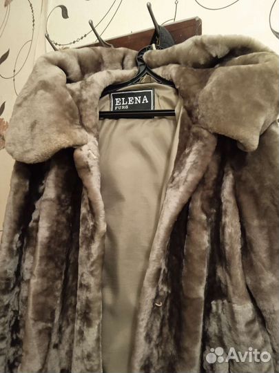 Шуба мутоновая с капюшоном 50 52