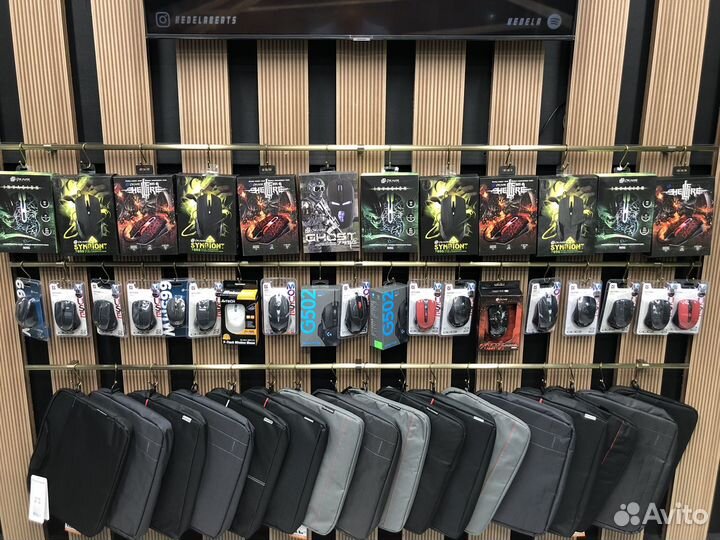 15.6 Full hd HP/Ryzen 3/8Gb/128SSD+HDD/Vega 3