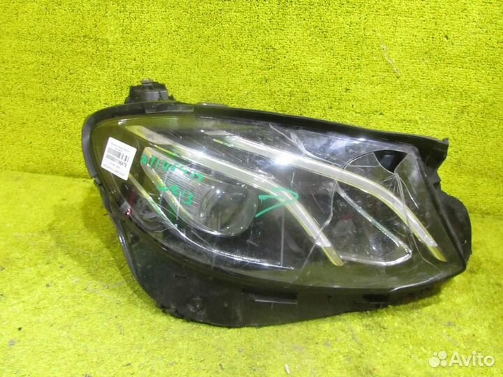 Фара правая Mercedes-Benz E-Class