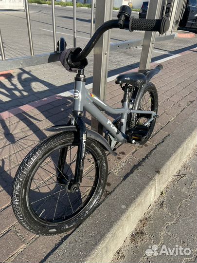 Детский велосипед 16