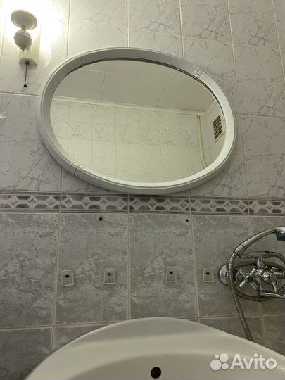 Зеркало овальное 65/50