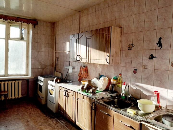 Комната 13,9 м² в 4-к., 2/3 эт.