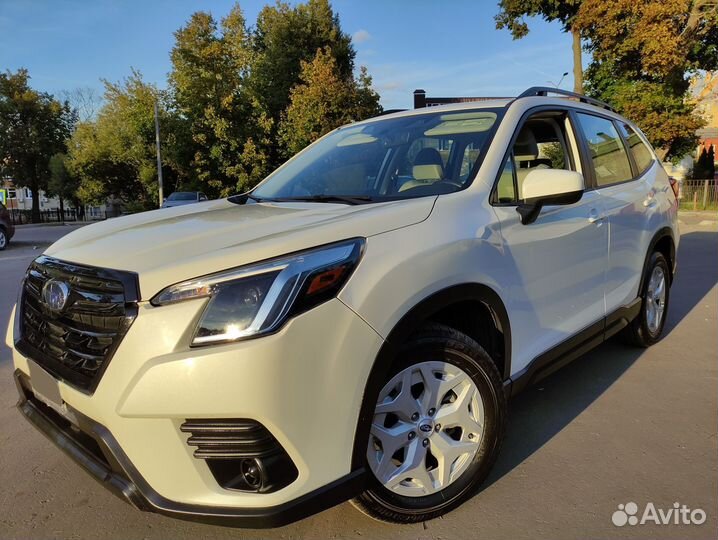 Subaru Forester 2.5 CVT, 2021, битый, 4 300 км