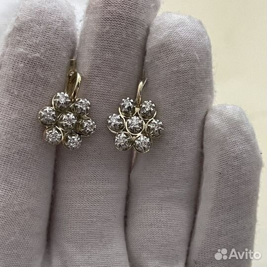 Бриллиантовые серьги 585