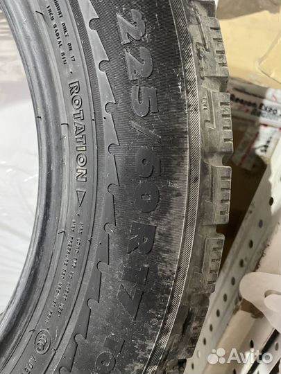 Nokian Tyres Hakkapeliitta R 225/60 R17 103R