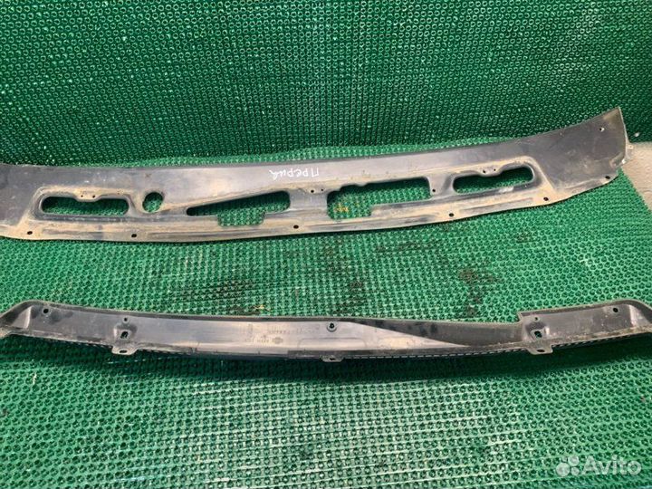 Водосток Nissan Prairie PNM11 SR20(DE) 1997