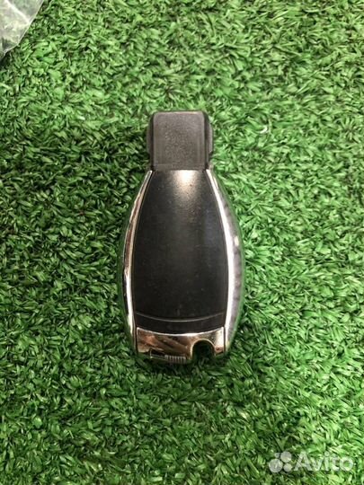 Ключ электронный Mercedes-Benz C-Class W204 271950