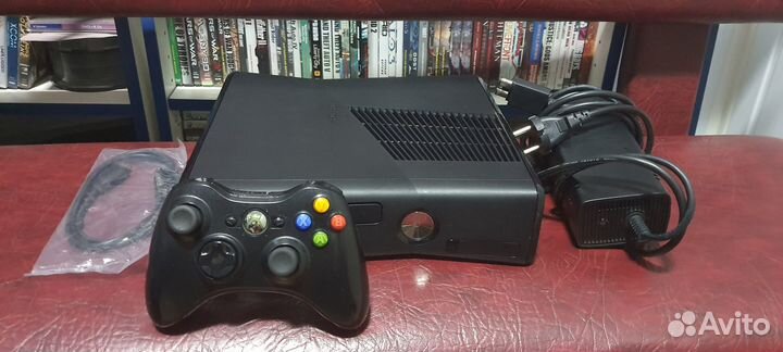 Xbox 360 Slim 250 Гб. 50 игр. Вариант 4. Freeboot