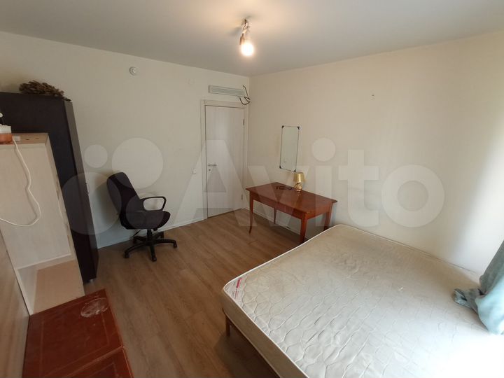 Комната 13 м² в 4-к., 5/16 эт.