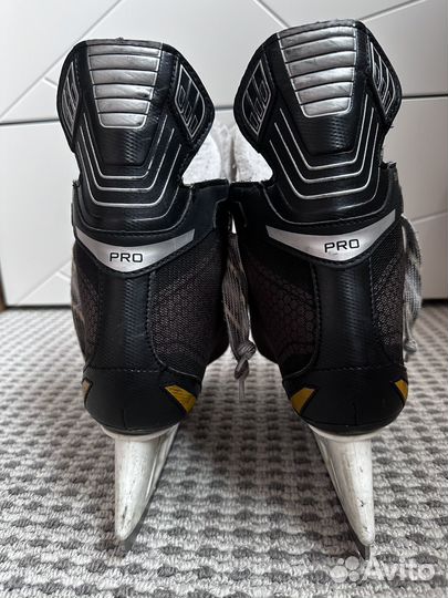 Хоккейные коньки bauer 6R PRO