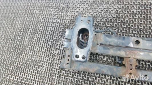 Усилитель бампера передний (кронштейн) toyota RAV